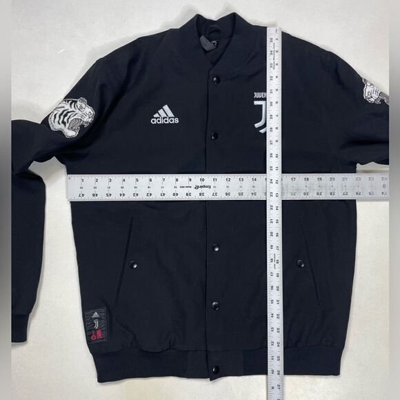 Adidas Juventus FC LNY Jacket Men Medium Black Soccer Futbol FQ6606 - Picture 10 of 10
